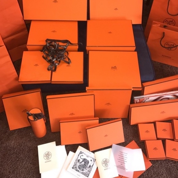 Hermes Accessories - ‼️SOLD ‼️HERMES VINTAGE Silk Scarf